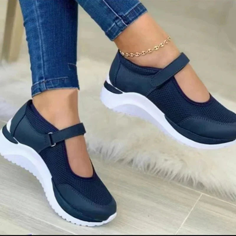 Layla | Bequeme Damenschuhe mit runder Spitze