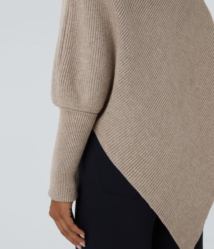 Amaya™ – Asymmetrischer Rollkragenpullover