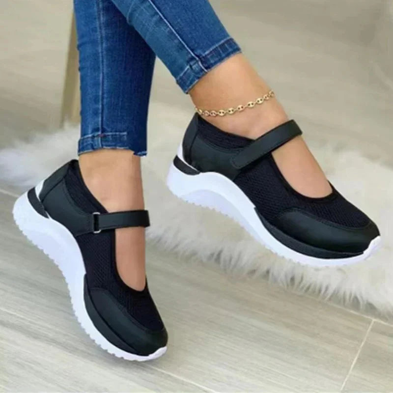 Layla | Bequeme Damenschuhe mit runder Spitze