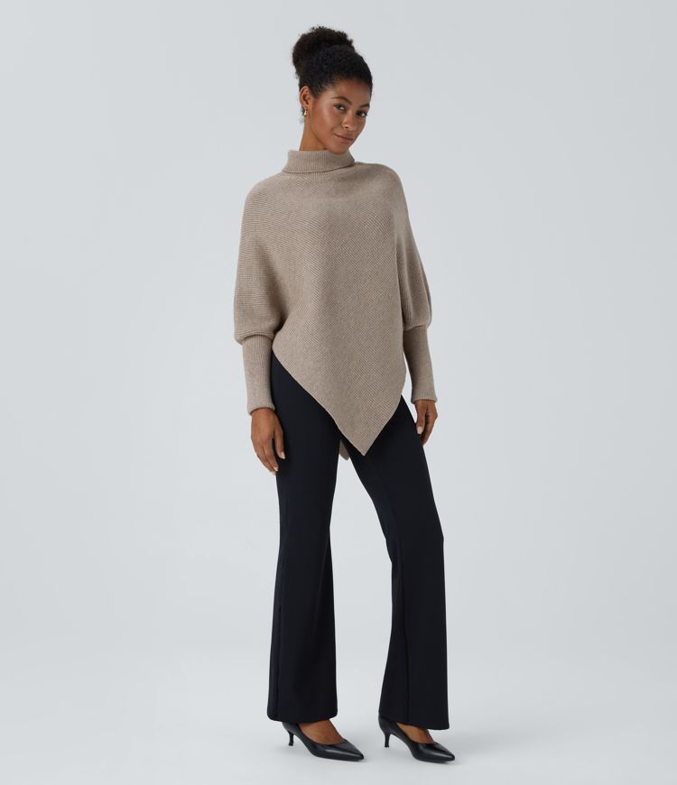 Amaya™ – Asymmetrischer Rollkragenpullover