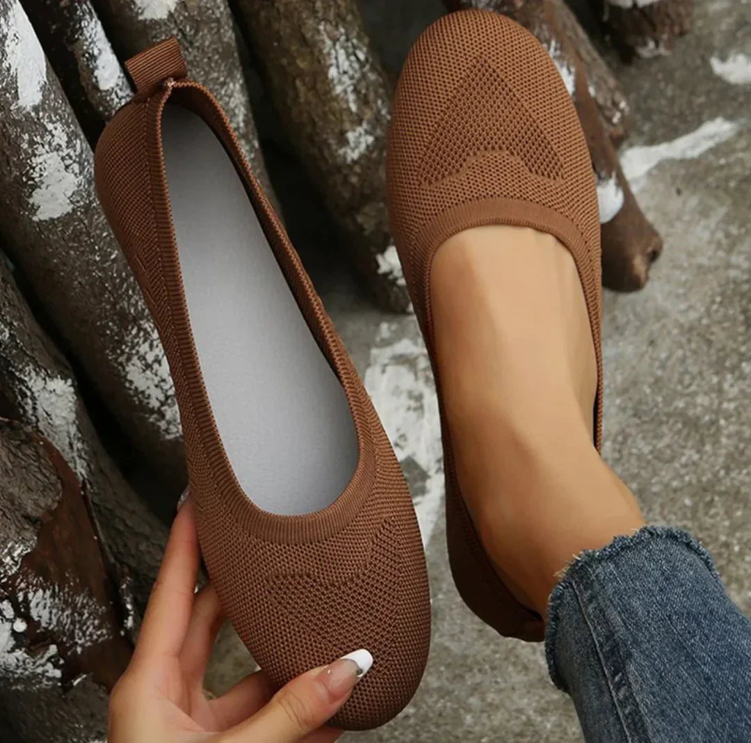 Calliope | Atmungsaktive orthopädische Schuhe mit niedrigem Absatz und korrigierender Funktion
