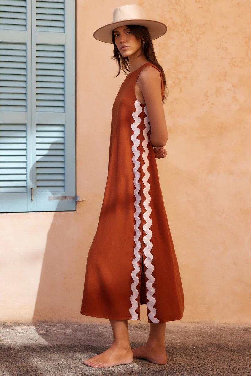 Lizz™ - Geschnittenes ärmelloses Kleid
