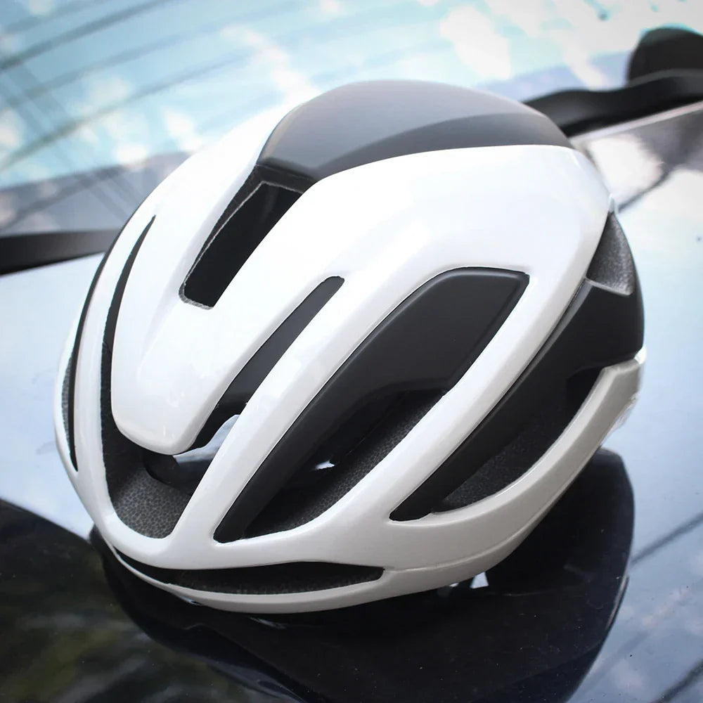 Aero Ultralight – Fahrradhelm